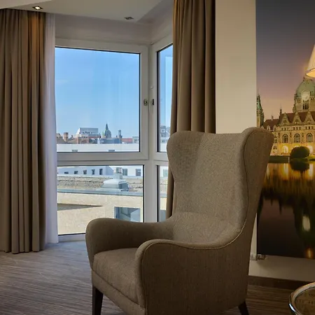 DoubleTree by Hilton Hannover Schweizerhof-3